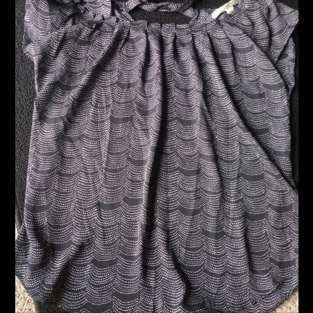 Lauren Conrad Black White Flowy Short Sleeve Blouse Medium